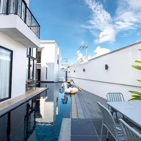 วิลล่า Maya Pool Inara Pattaya
