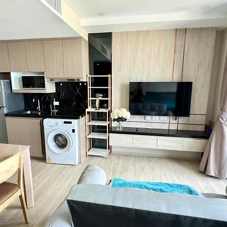Panorn Sales Office Ocean View Be Made Into Two Bedrooms Apartment