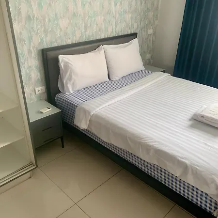 อพาร์ทเม้น E01 Arcadia Boutique 2-bedroom Apartment, Big Tv, Netflix, Washer & Dryer Pattaya