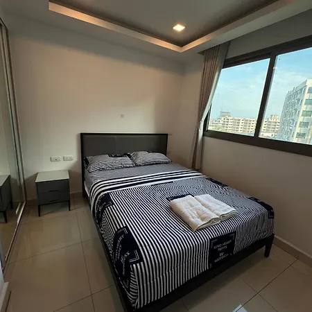 อพาร์ทเม้น Arcadia Continental Pattaya