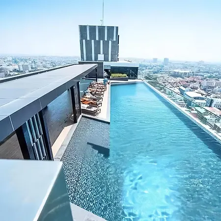 The Base อพาร์ทเม้น Pattaya