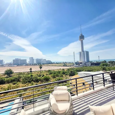 Apartment The Ocean Pearl - Steps Waterpark & Market *