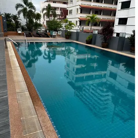 Condominiumby Ahmed Apartment Pattaya