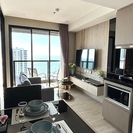 The Panora Pratamnak High Floor Sea View Luxury 1 Bdr Pattaya