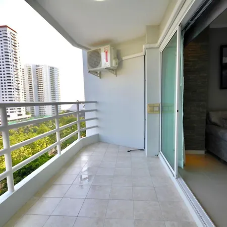 Sea View At View Talay 5d With Large Balcony Pattaya