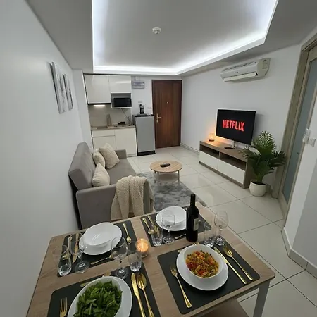 อพาร์ทเม้น Laguna Bay 2 - One Bedroom New Pratumnak *