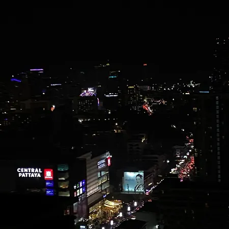 The Base อพาร์ทเม้น Pattaya