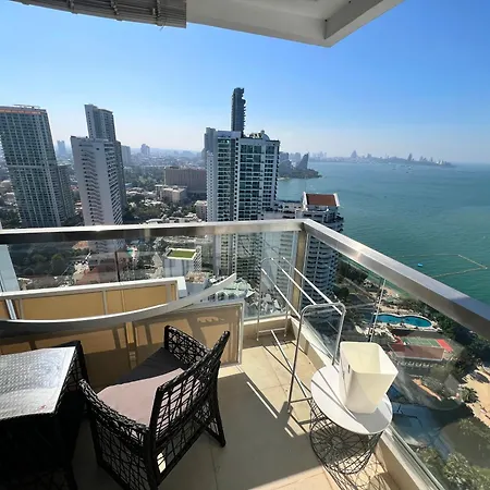 The Palm Wongamat 2br Beachfront 34th Floor Panoramic Sea View *
