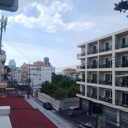 Aura House อพาร์ทเม้น