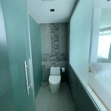 Sands Luxury One Bedroom 53m2 *