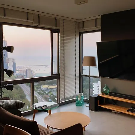 Unixx Apartment Pattaya