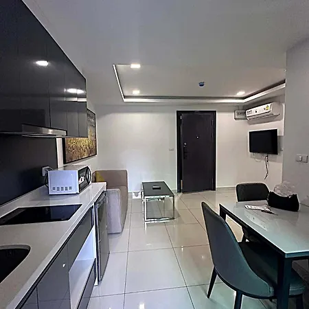 Apartment Acadia Continental Pool Asset 1 Bedroom 35 Sqm Pattaya