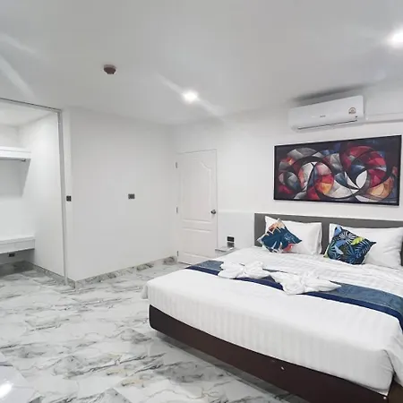 The Ocean Pearl - Steps Waterpark & Market Apartment