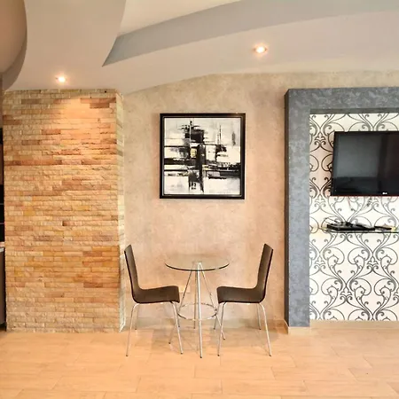 Sea-view With Large Balcony - Bright And Spacious Apartment