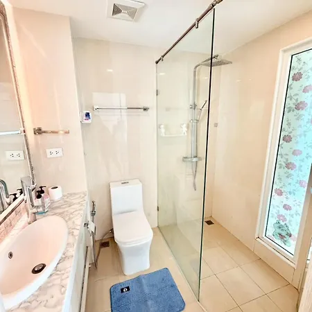 Luxury Olympus Apartment *