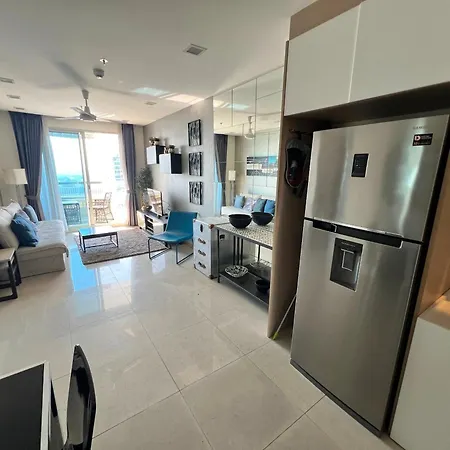 The Palm Wongamat 2br Beachfront 34th Floor Panoramic Sea View Pattaya