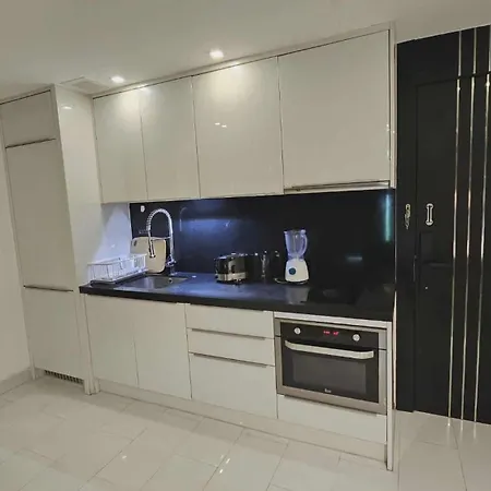 Apartment Sea & View One Bedroom Near Pool & Wi-fi Thailand Pattaya