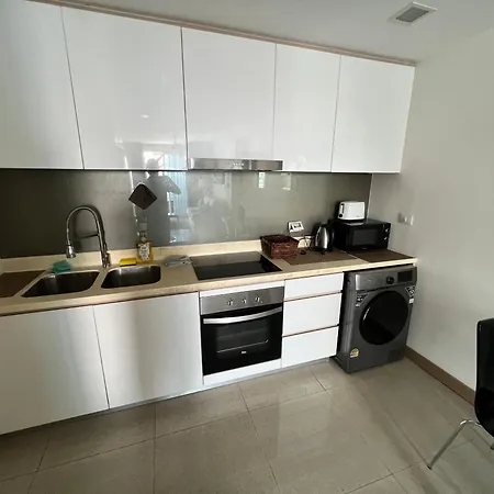 The Palm Wongamat 2br Beachfront 34th Floor Panoramic Sea View อพาร์ทเม้น