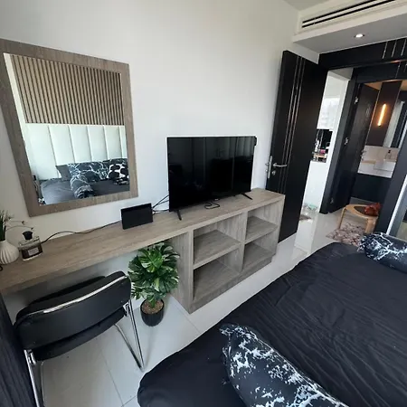 Seaview 1bedroom Near The Thailand Pattaya