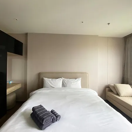 Comfort In Panorama Sky View *