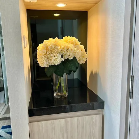 Panorn Sales Office Ocean View Be Made Into Two Bedrooms