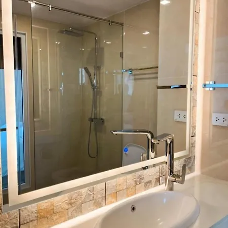 Olympus Garden F407 View Apartment Pattaya