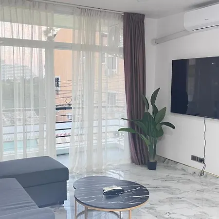 The Ocean Pearl - Steps Waterpark & Market Apartment