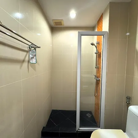 Pool-view With Balcony - New Nordic Vip 4, Pratumnak Apartment Pattaya