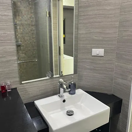 อพาร์ทเม้น Cozy With Swimming Pool, Gym, Sauna, Great Location, Near Beach, Easy Transport - Guest Friendly Pattaya