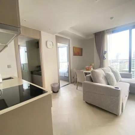 2 Bed Luxury - Front Pattaya