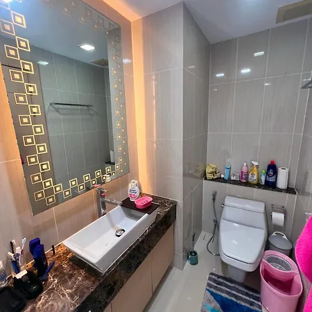 Apartment The Palm Wongamat 2br Beachfront 15th Floor Sea View Pattaya