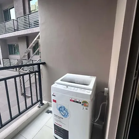 Acadia Continental Pool Asset 1 Bedroom 35 Sqm Apartment Pattaya