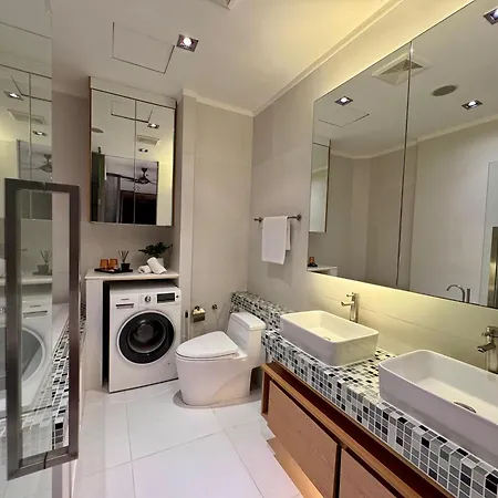 อพาร์ทเม้น Modus Beachfront *