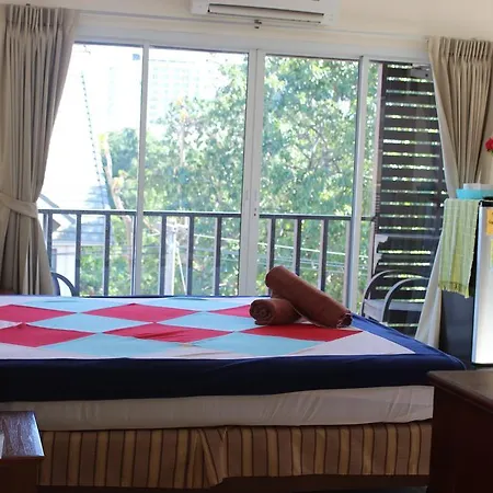 Aparthotel Dacha Beach Pattaya