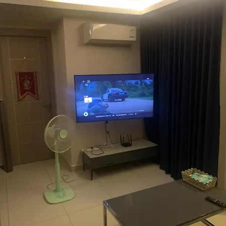 E01 Arcadia Boutique 2-bedroom Apartment, Big Tv, Netflix, Washer & Dryer Pattaya