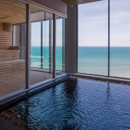 Floor With Amazing Sea View *
