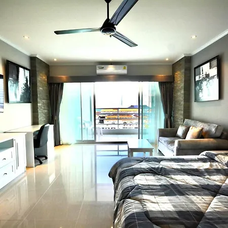 Apartment Sea View At View Talay 5d With Large Balcony Pattaya