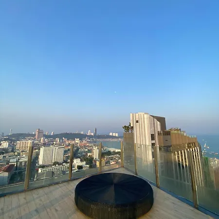 อพาร์ทเม้น The Base - In Middle Town Pattaya