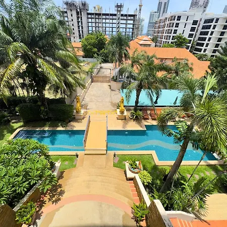 Spacious 2-bedroom Pool-view - Executive 2, Pratumnak * Pattaya