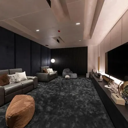 Ultra-luxury Sea View At Arom