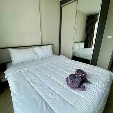 The Base - In Middle Town อพาร์ทเม้น Pattaya