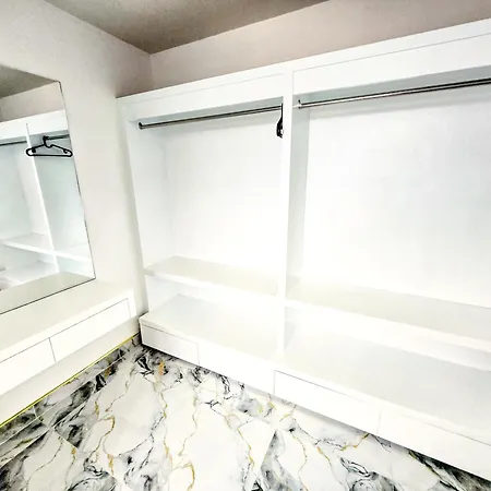 The Ocean Pearl - Steps Waterpark & Market Apartment *