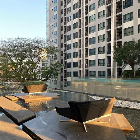 อพาร์ทเม้น The Base - In Middle Town *