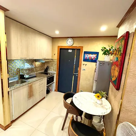 Luxury One Bedroom Pattaya-pratamnak *