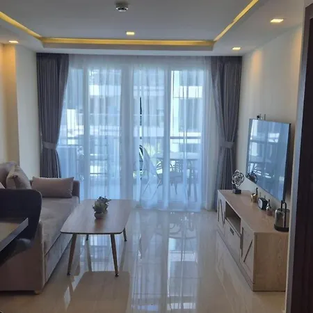 Apartment Grand Avenue D512 *