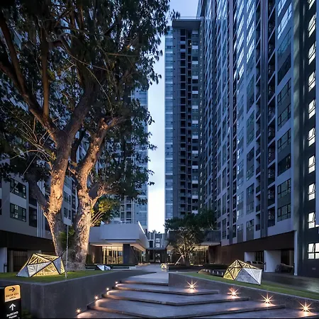The Base * Pattaya