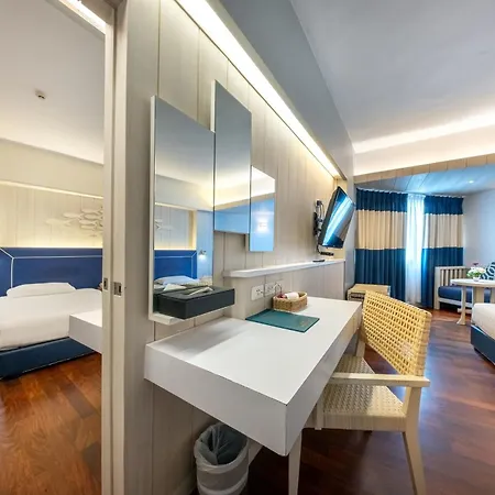 Hotel Jomtien Palm & - Family-friendly Pattaya