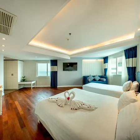Jomtien Palm & - Family-friendly Hotel