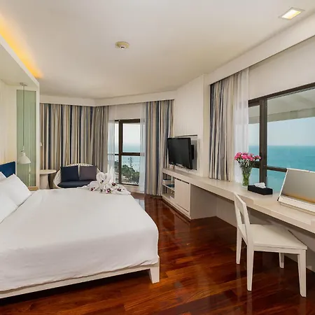 Hotel Jomtien Palm & - Family-friendly