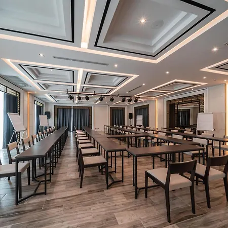 Mandarin Eastville, - Sha Extra Pattaya
